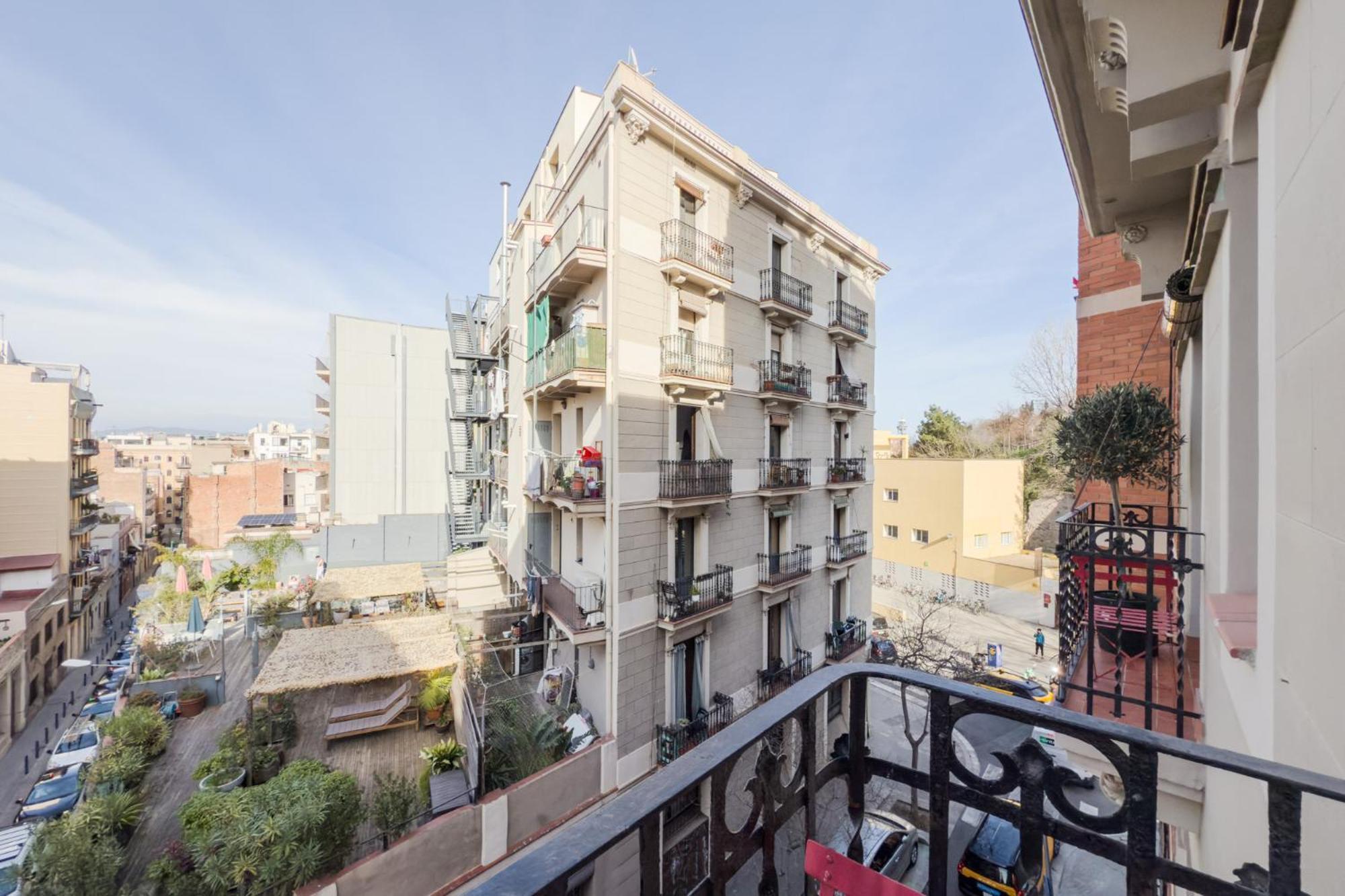 Magalhaes - Trad Flat In Poble Sec, Near Ramblas Barcelona Bagian luar foto
