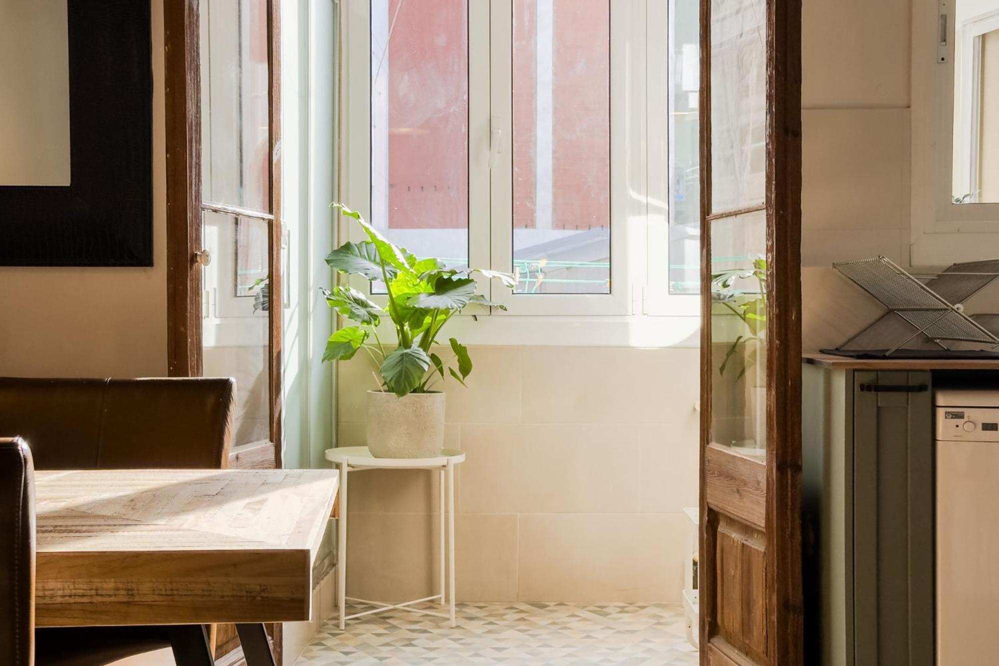 Magalhaes - Trad Flat In Poble Sec, Near Ramblas Barcelona Bagian luar foto