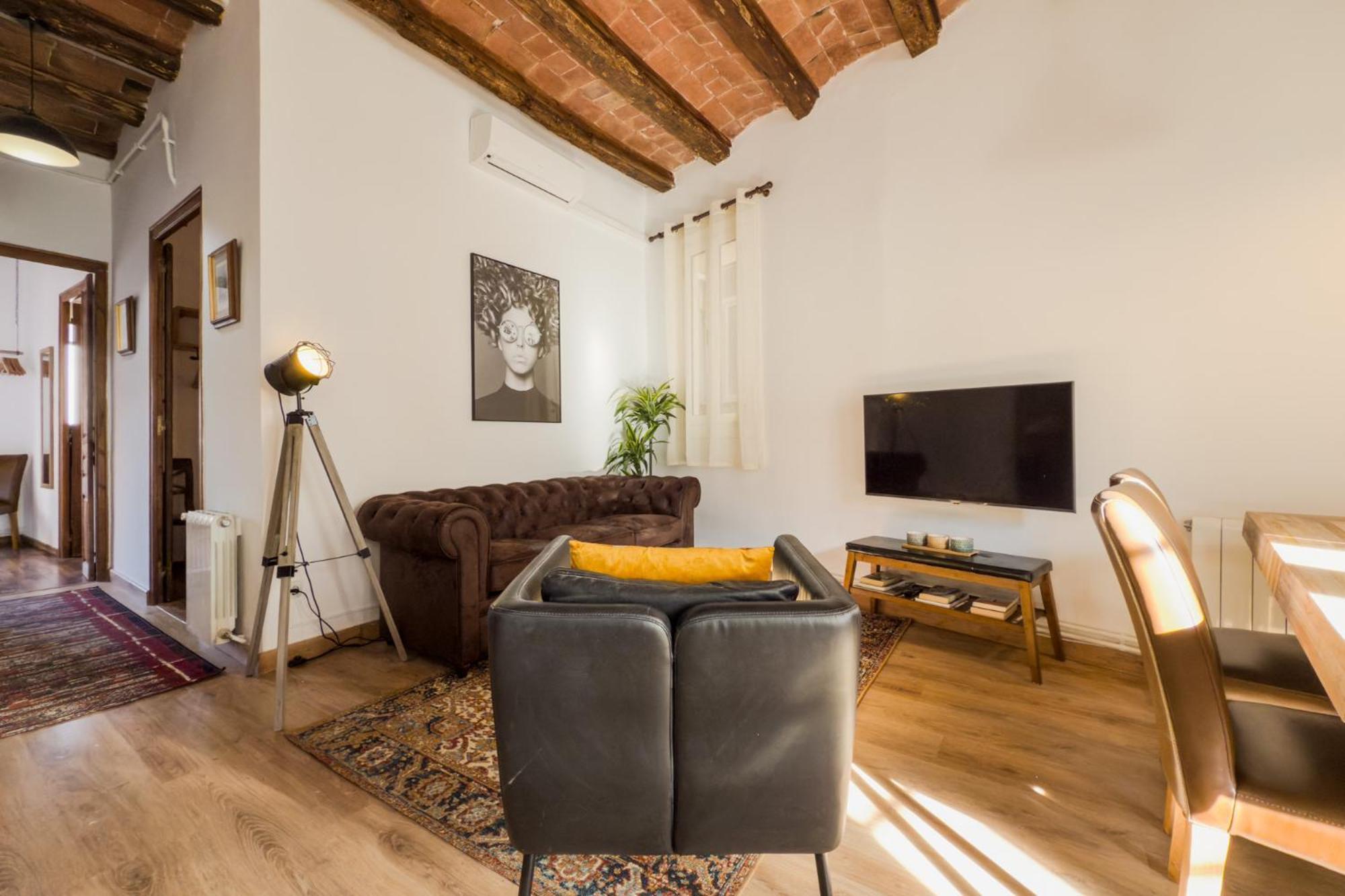 Magalhaes - Trad Flat In Poble Sec, Near Ramblas Barcelona Bagian luar foto