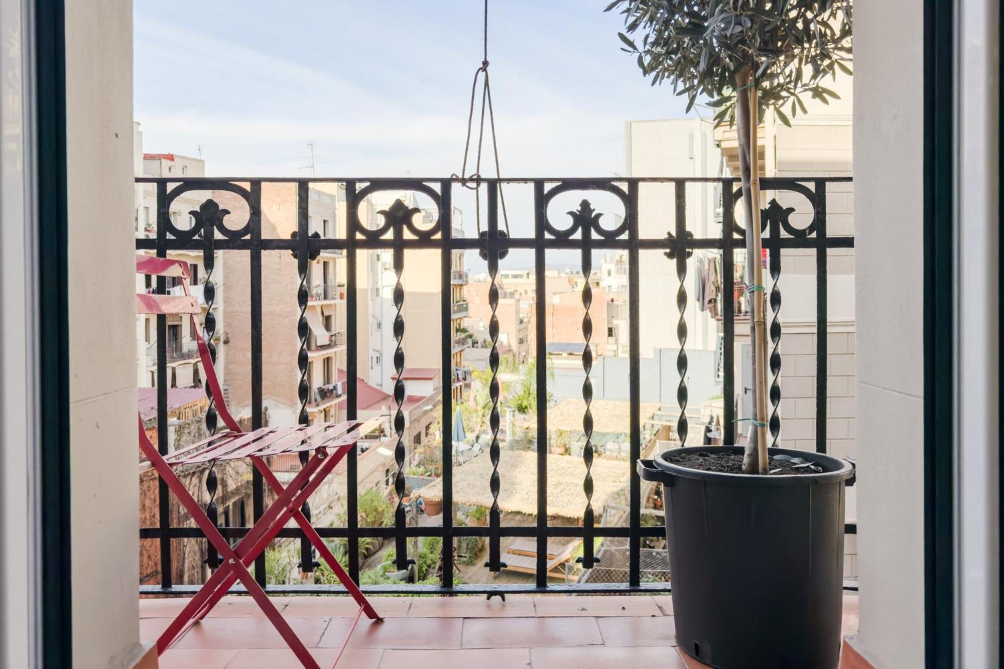 Magalhaes - Trad Flat In Poble Sec, Near Ramblas Barcelona Bagian luar foto