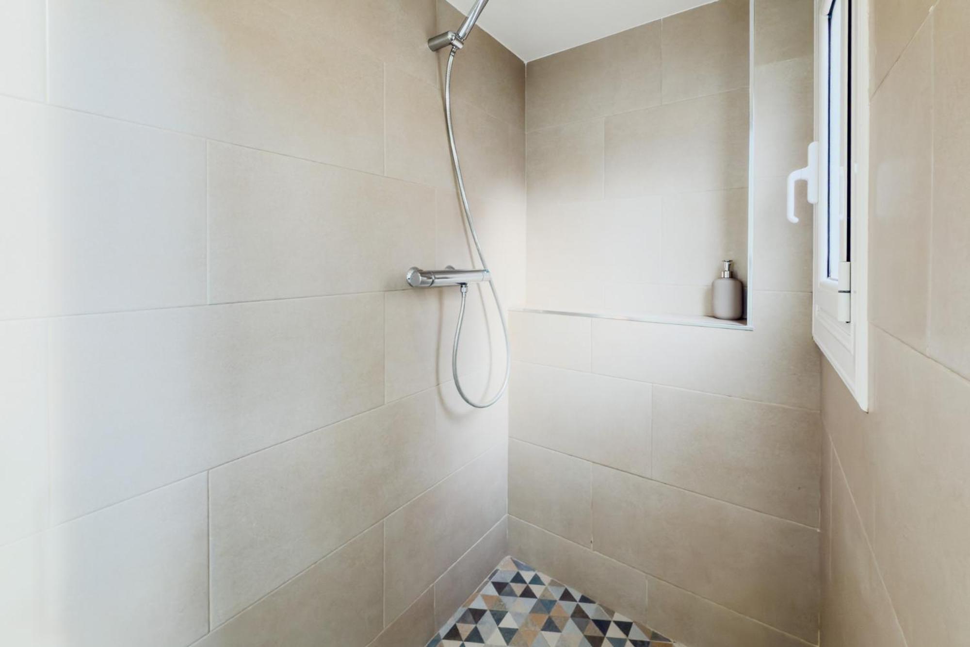 Magalhaes - Trad Flat In Poble Sec, Near Ramblas Barcelona Bagian luar foto
