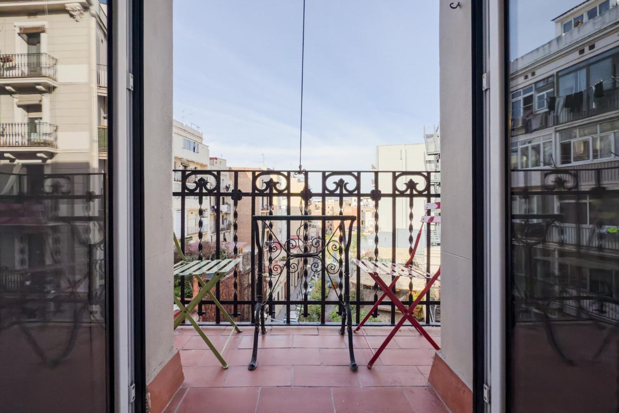 Magalhaes - Trad Flat In Poble Sec, Near Ramblas Barcelona Bagian luar foto